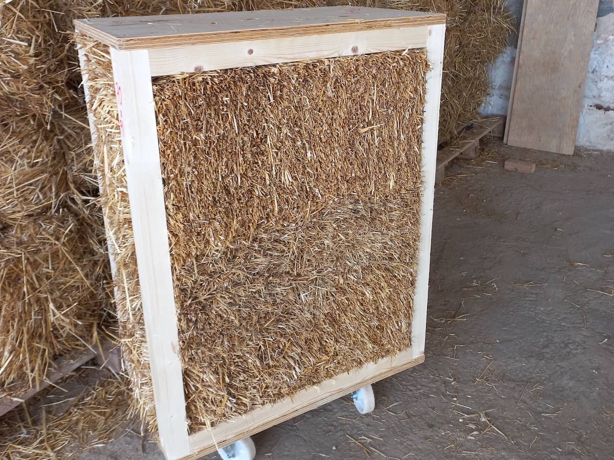 contruccion-ecologica-con-paneles